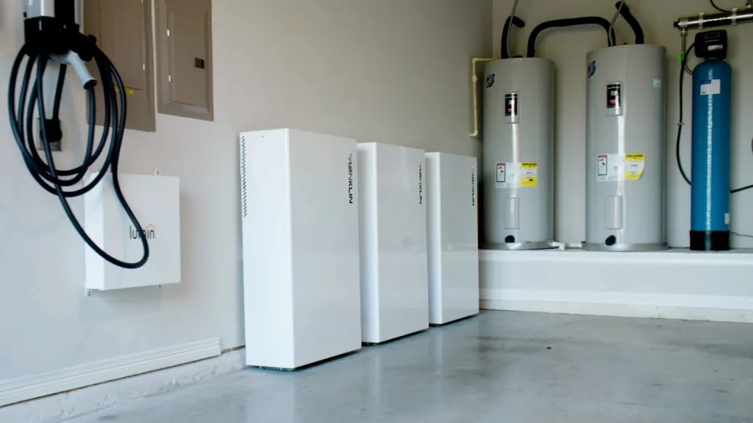 光伏儲(chǔ)能還能這樣「看」？三維動(dòng)畫(huà)鏡頭下的儲(chǔ)能電池簇充放電過(guò)程(圖9)