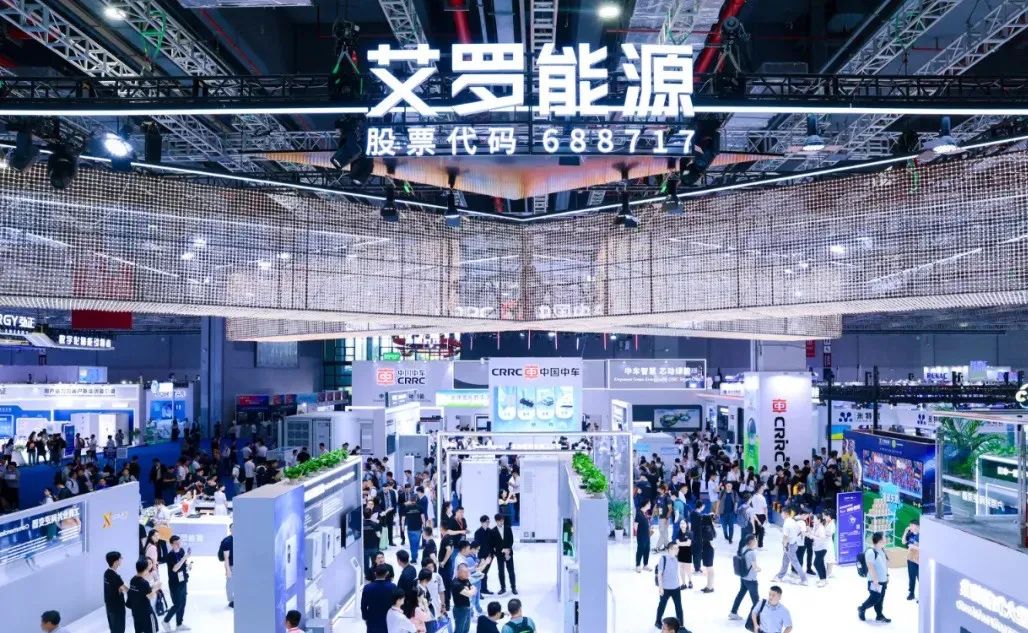 光伏儲(chǔ)能還能這樣「看」？三維動(dòng)畫(huà)鏡頭下的儲(chǔ)能電池簇充放電過(guò)程(圖10)